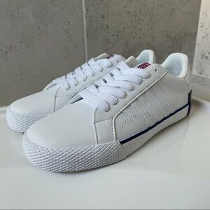 K-Swiss Boys White Lace-up Sneaker Size 3